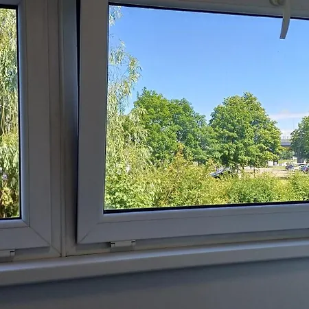 Sunny Uno 1 Floor Apartment